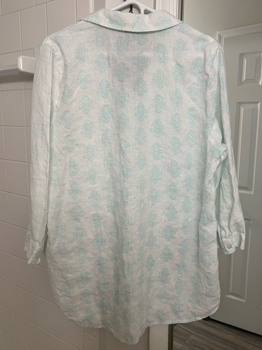 J. Jill Printed 100% Linen Button Down Blouse - Picture 6 of 9